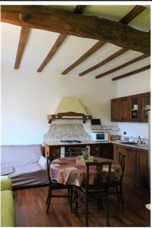 Casa In Palazzo Storico Apartment Locate di Triulzi Luaran gambar
