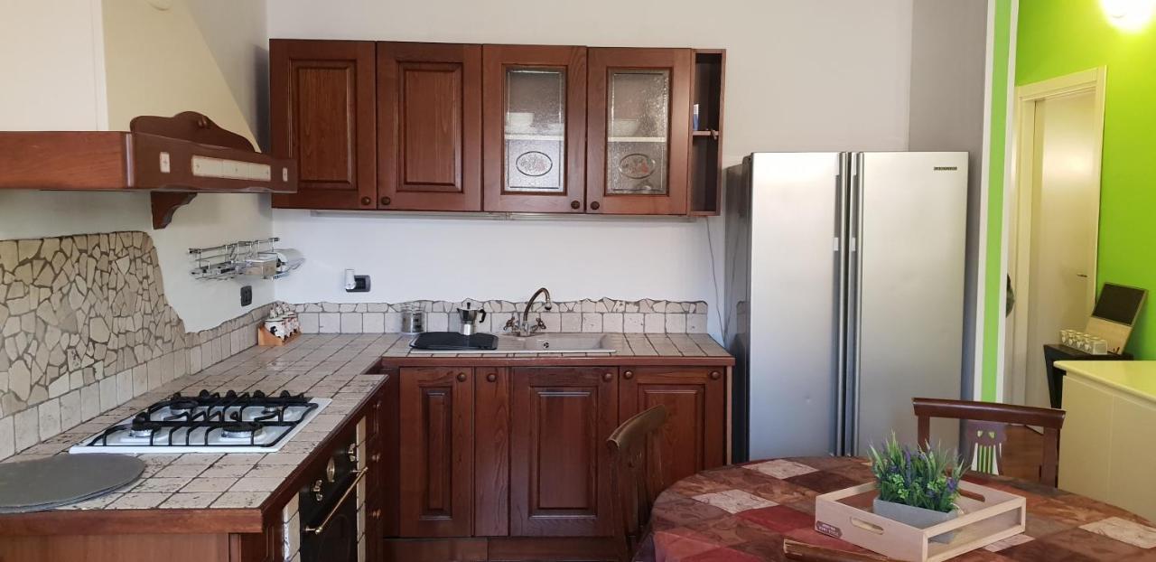 Casa In Palazzo Storico Apartment Locate di Triulzi Luaran gambar