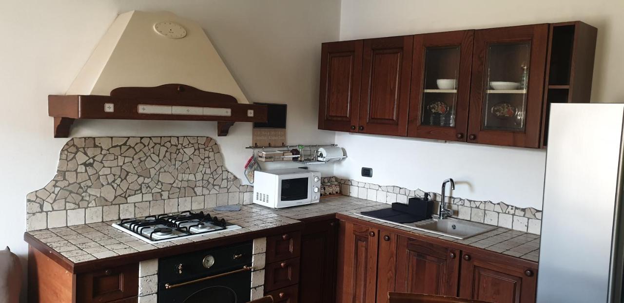 Casa In Palazzo Storico Apartment Locate di Triulzi Luaran gambar